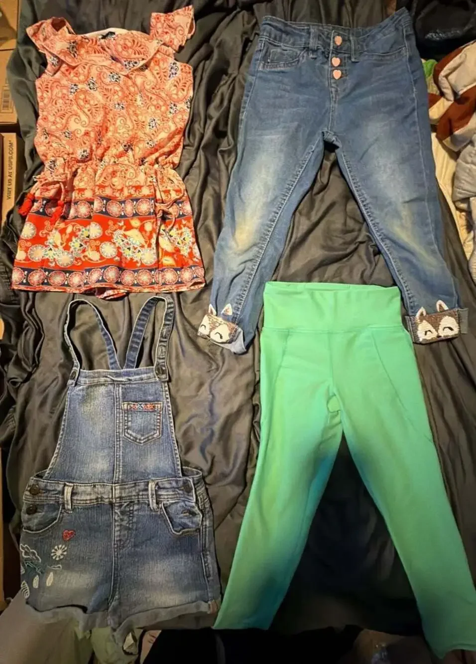 Girls Size 6-7/Small 4Pc Clothing Bundle Cat & Jack Vigoss Old Navy Sequin Heart